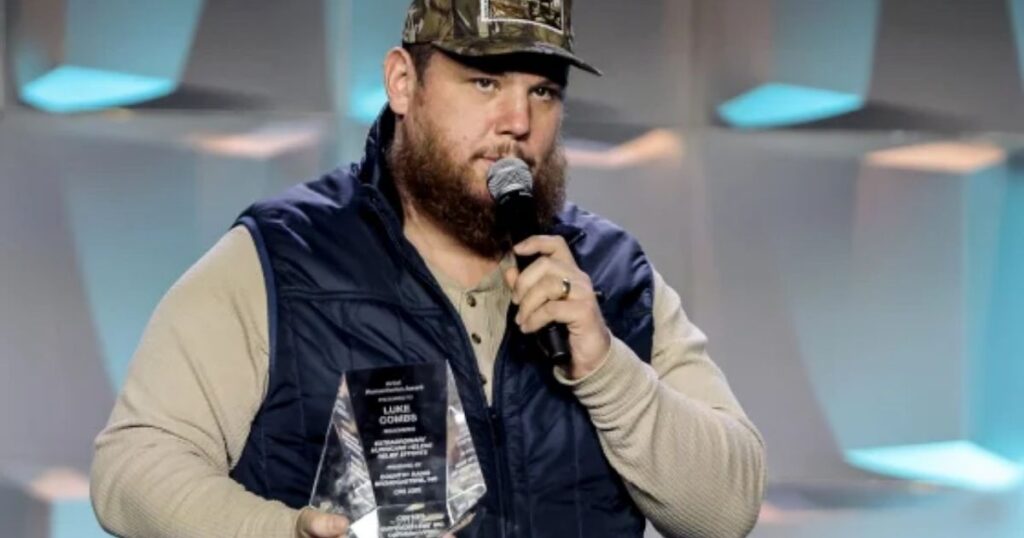 Luke Combs Career